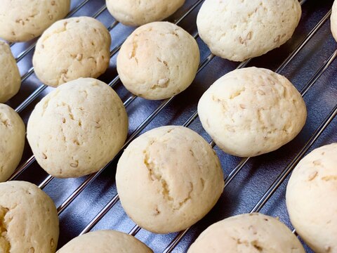 マーガリンで作る ☆ゴマクッキー☆ 冷凍可能